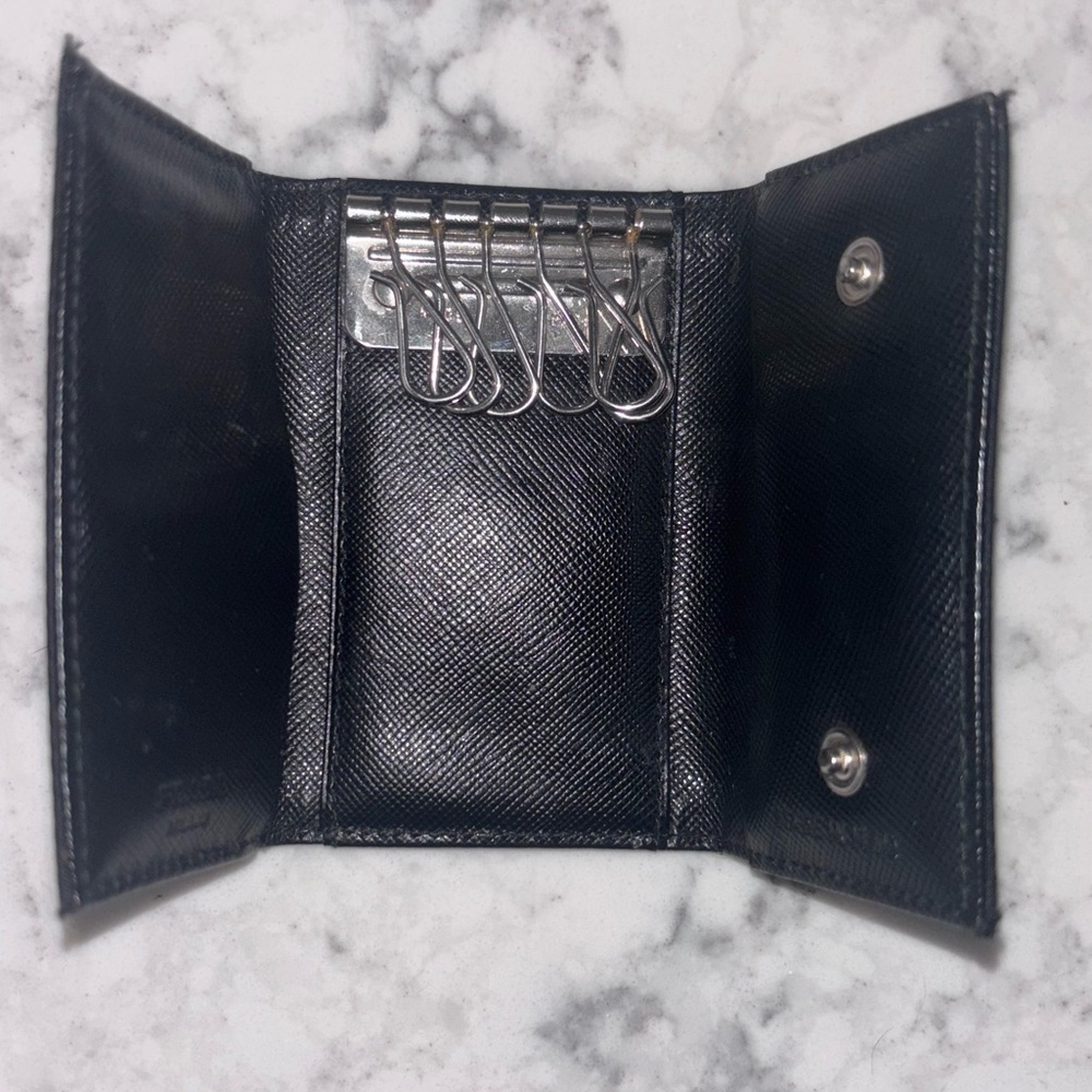 Prada Key Wallet - Picture 2 of 3